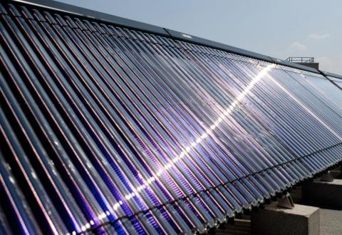 Flachkollektoren oder Röhrenkollektoren: Ratgeber | Klimaworld