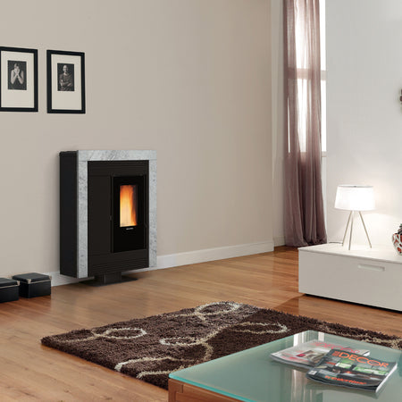 Extraflame Pelletofen SOUVENIR PLUS PETRA 5.0 Ambientebild | Klimaworld.com