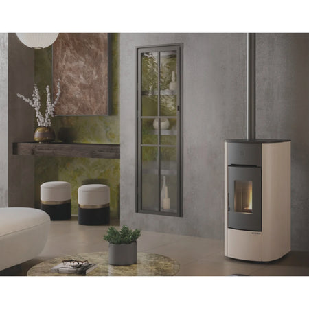 Extraflame beluefteter Pelletofen ANGELICA Elfenbein Ambientebild | Klimaworld.com