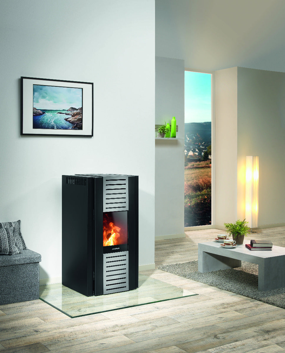 Justus Pelletofen Sirkos Stahl Schwarz Ambiente | klimaworld.com
