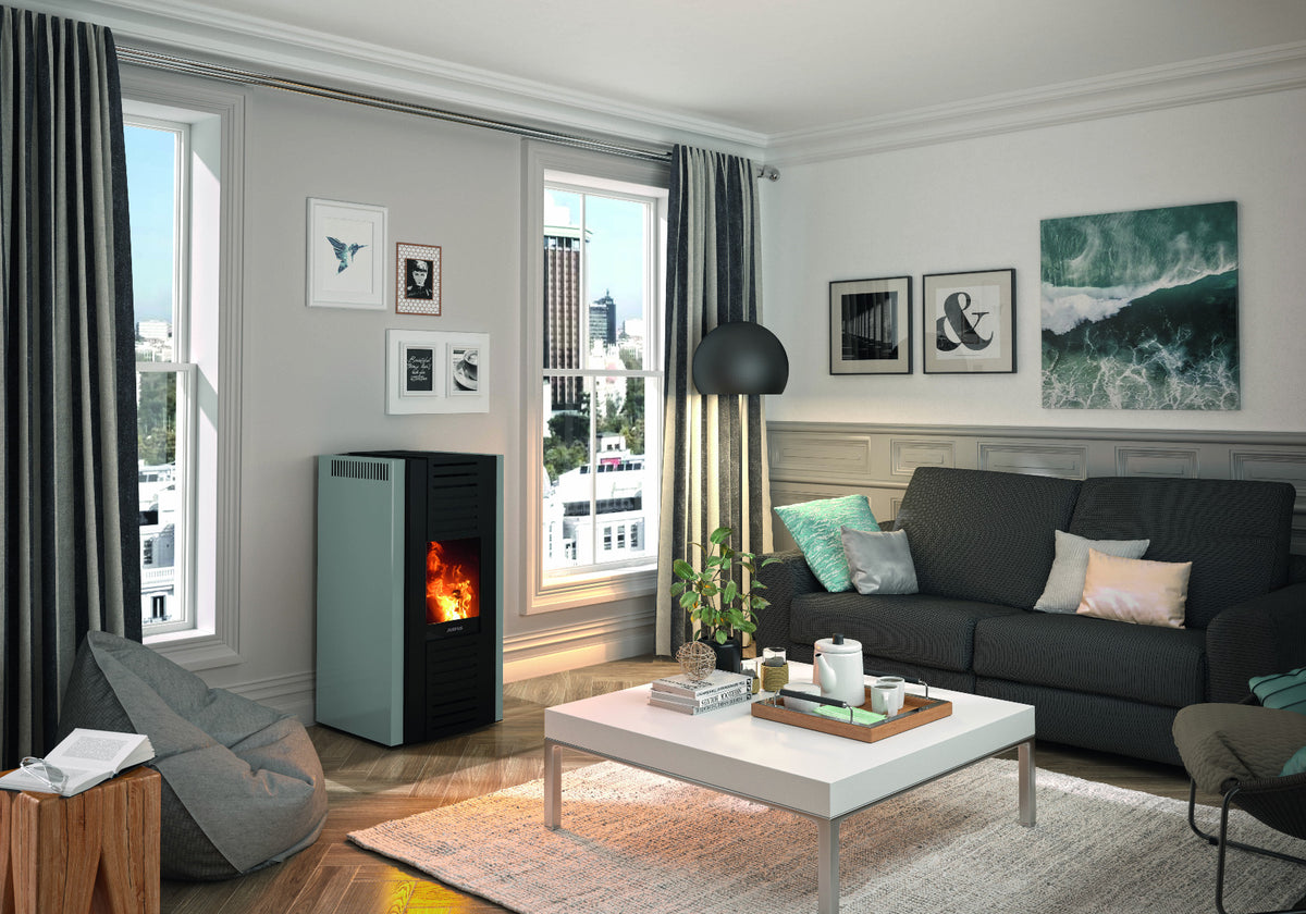 Justus wasserführender Pelletofen Sirkos Aqua 2.0 Taupe Ambiente | klimaworld.com