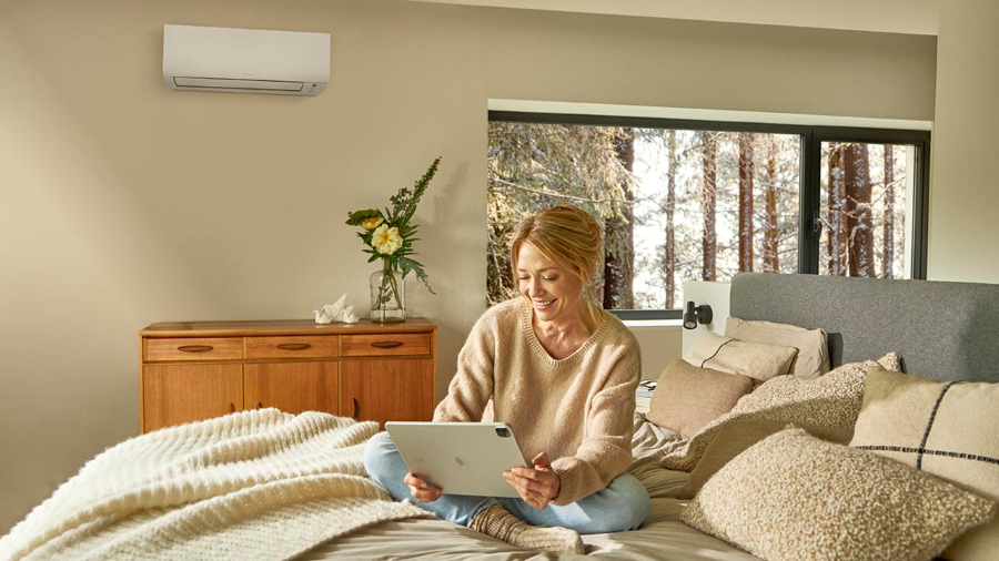 DAIKIN R-32 Wandgerät Nepura Comfora FTXTP25N mit 2,5 kW, Ambientebild | Klimaworld.com
