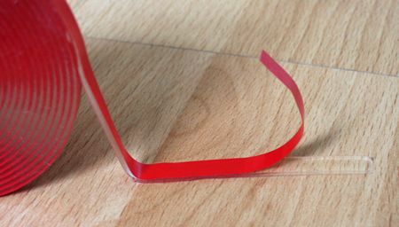 Doppelseitige Staubdichtlippe für Glasbodenplatten