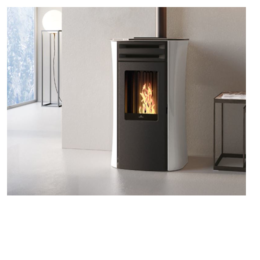 Edilkamin Pelletofen Dania Air Tight Plus inkl. Wi-Fi Ambientebild