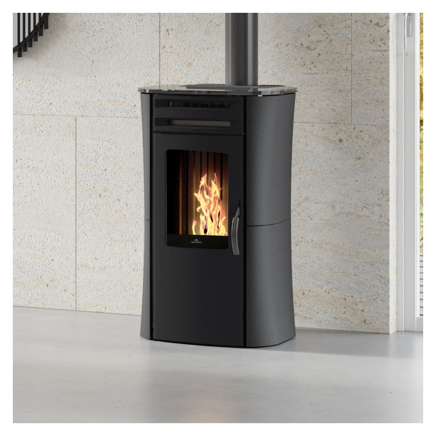 Edilkamin Pelletofen Dania Air Tight inkl. Wi-Fi Ambientebild