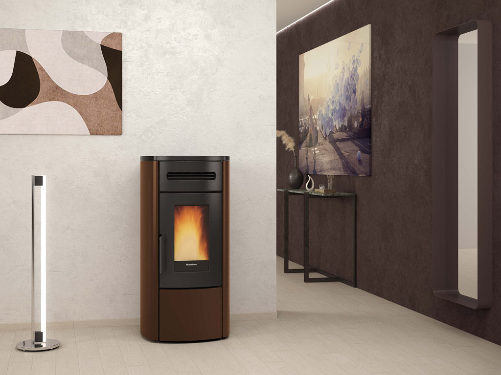 Extraflame Pelletofen Guanda Idro in bronze | Ambientebild