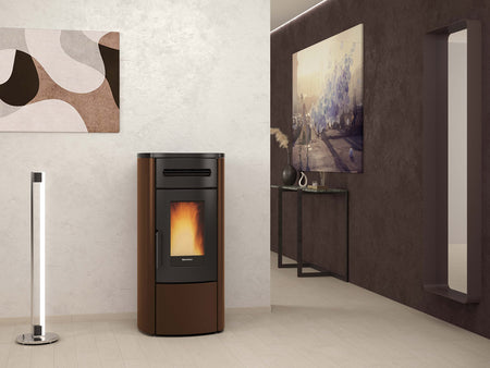 Extraflame Pelletofen Guanda Idro in bronze | Ambientebild
