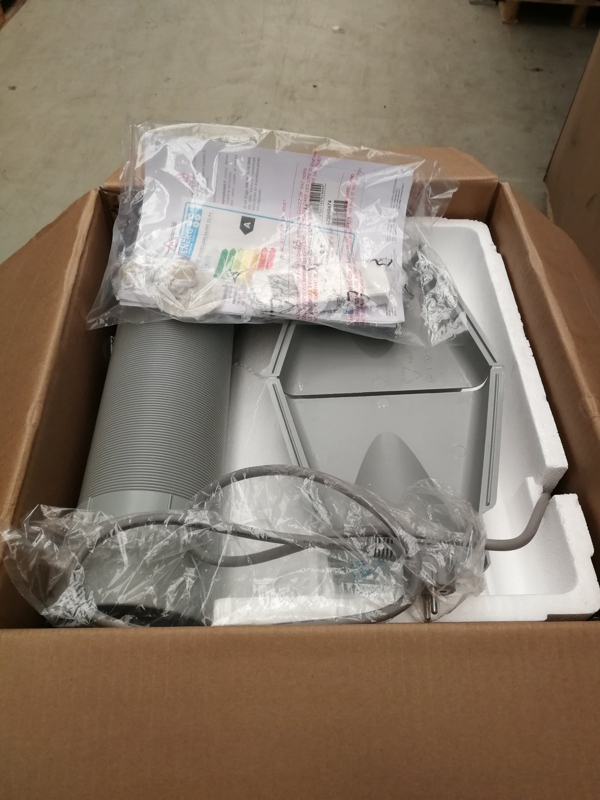 Mobiles Klimagerät DOLCECLIMA silent 11A+ | 2,6 kW | 11000 BTU | B-Ware