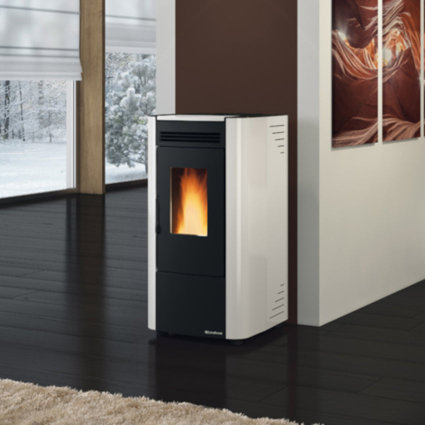 Extraflame Pelletofen Ketty Evo in weiss Ambientebild
