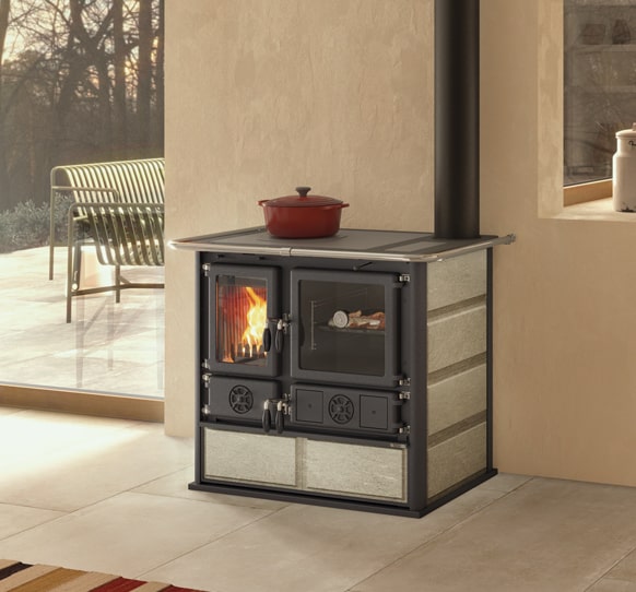 La Nordica Holzherd Rosa 5.0 Naturstein Ambiente | Klimaworld.com