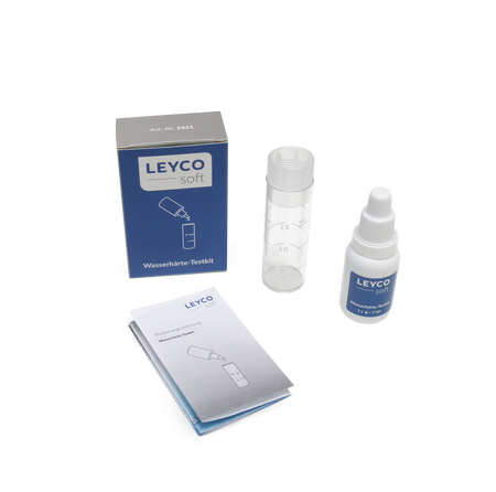 LEYCOsoft | Wasserhärte-Testkit mit Verpackung, Bedienungsanleitung, Messbecher und Fläschchen