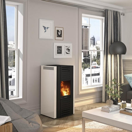 Justus Sirkos | Pelletofen | Stahl Schwarz | 6,0 kW | Bordeauxrot | Klimaworld