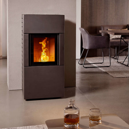 Austroflamm Pelletofen Percy | mit Wlan und Fernbedienung | Image | Stahl gußgrau