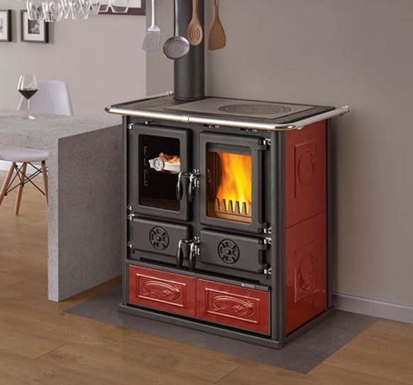 Küchenofen La Nordica Rosetta Sinistra 5.0 bordeaux Ambiente | Klimaworld.com