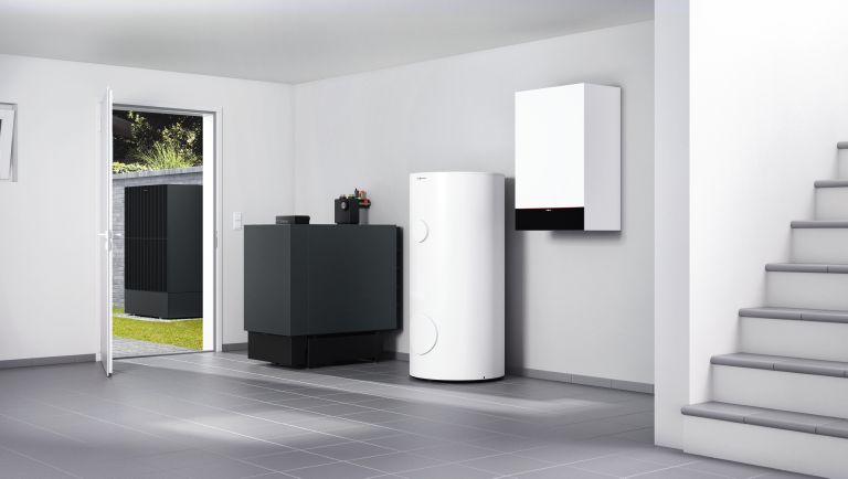 Installationsbeispiel Viessmann Vitocal Wärmepumpe Außen- und Innengerät