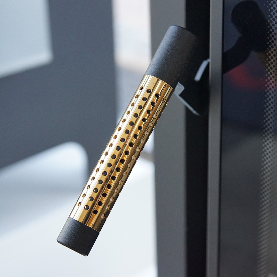 Kratki Zierelement für Griff | goldfarben | REKOJESC/PERFOROWANA/ZLOCONA | Ambientebild